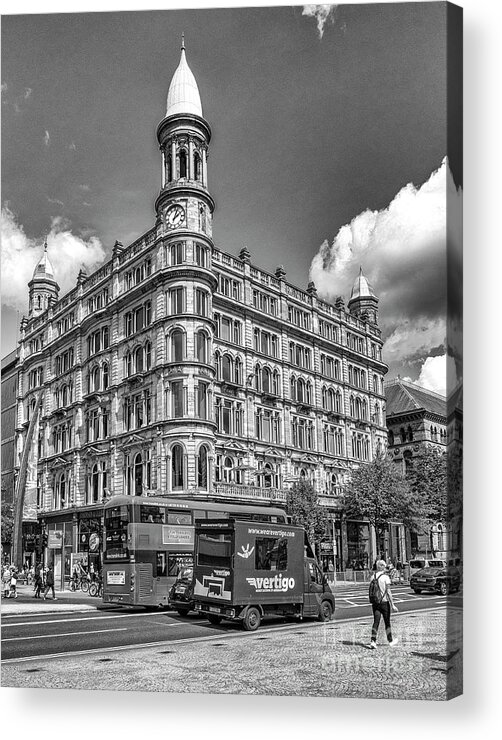 Belfast Acrylic Print featuring the photograph Cleaver Building by Jim Orr