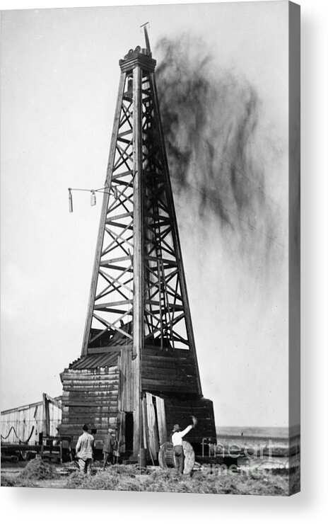 1922 Acrylic Print featuring the photograph OKLAHOMA OIL WELL, c1922 by Granger