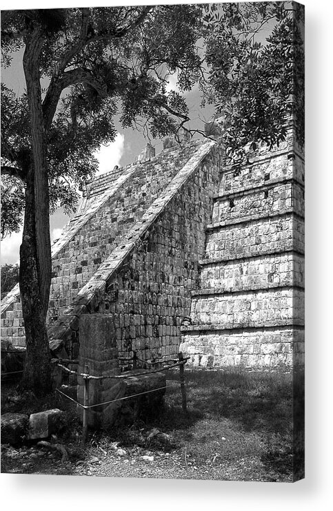 Ruins Acrylic Print featuring the photograph Ruins at Chichen Itza 1 by Frank Mari