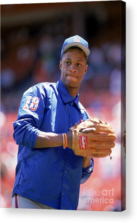 1980-1989 Acrylic Print featuring the photograph Darryl Strawberry Throws The Ball by Otto Greule Jr