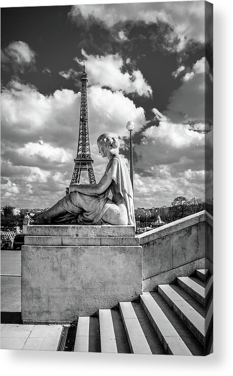 Paris Acrylic Print featuring the photograph Beauty at the Trocadero by Tito Slack