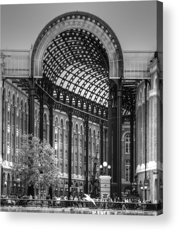 Hays Galleria Acrylic Print featuring the photograph Hays Galleria London by David French