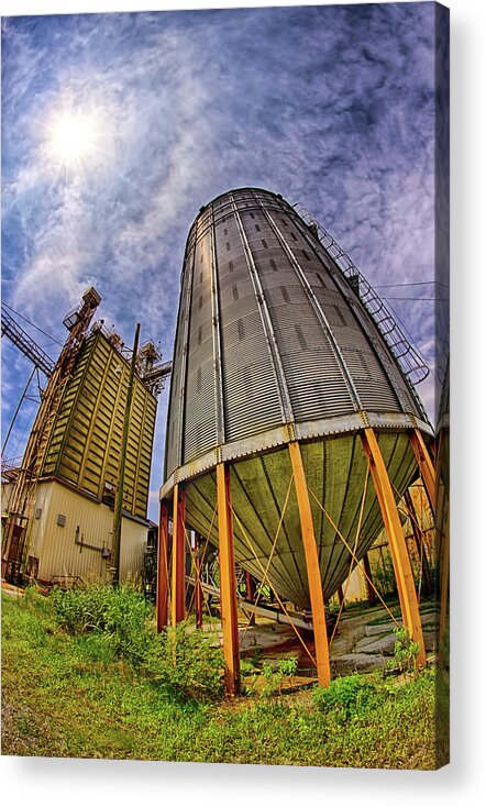 Mountains Acrylic Print featuring the photograph The Olde Mill by Dan Carmichael