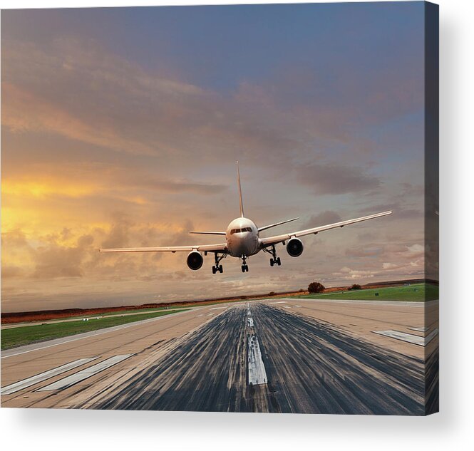 Outdoors Acrylic Print featuring the photograph Commercial Jet Coming In For A Landing by John Lund