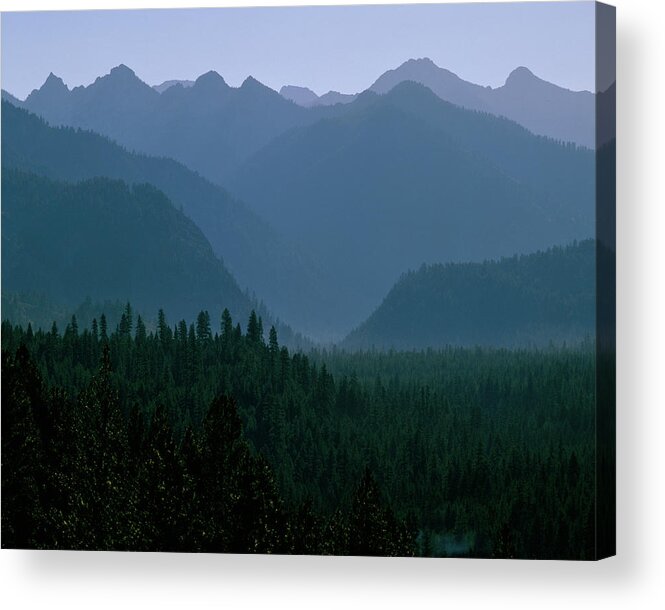Sawtooth Mountains Acrylic Print featuring the photograph Sawtooth Mountains Silhouette by Ed Riche
