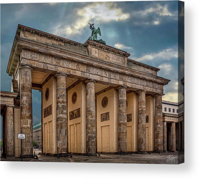 Endre Acrylic Print featuring the photograph Morning At The Brandenburg Gate by Endre Balogh