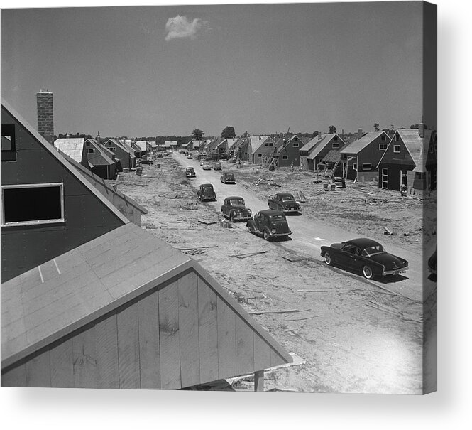 Levittown Acrylic Print featuring the photograph Housing Development by H. Armstrong Roberts