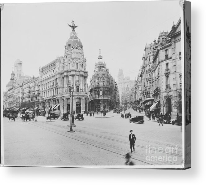 Pedestrian Acrylic Print featuring the photograph Main Boulevards In Madrid by Bettmann