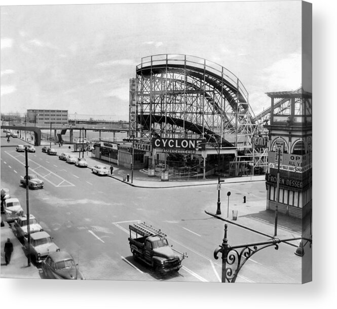 Amusement Park Acrylic Print featuring the photograph Old Dreamland Park Site And Coney by New York Daily News Archive