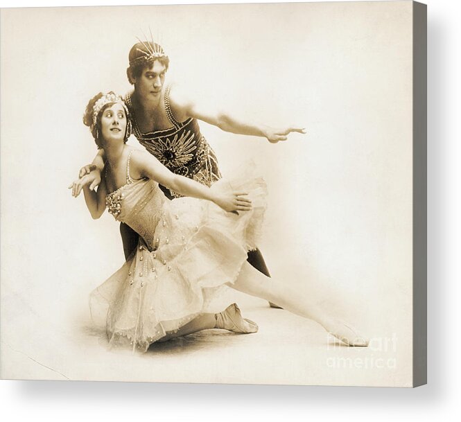Ballet Dancer Acrylic Print featuring the photograph Russian Ballet Dancers Anna Pavlova by Bettmann