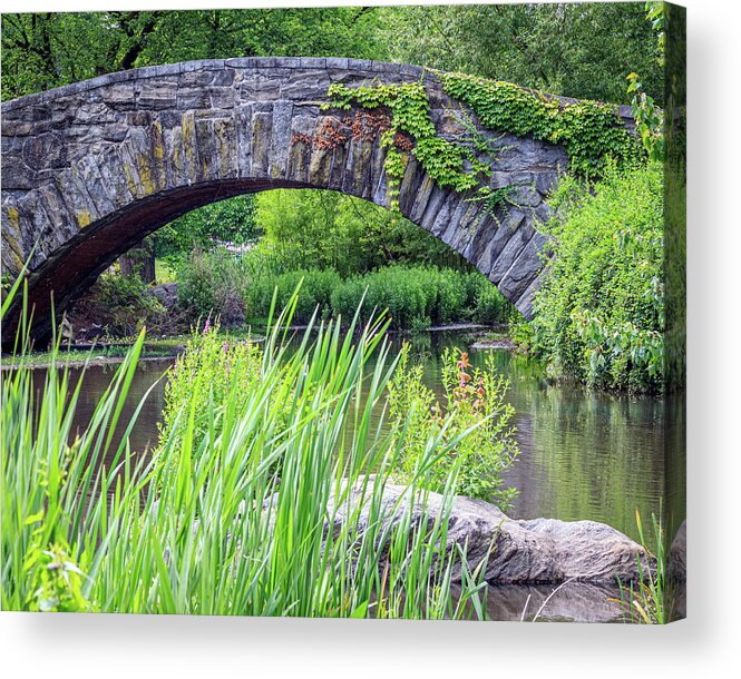 Central Park Acrylic Print featuring the photograph Gapstow Bridge by Randy Bayne