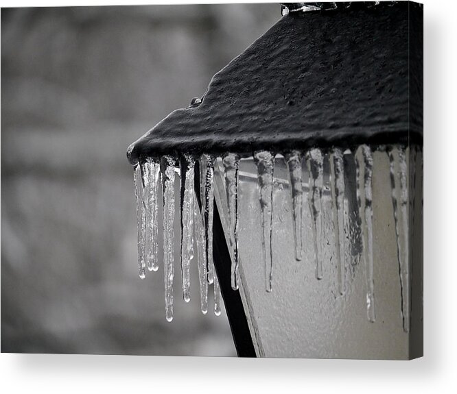 Icicle Acrylic Print featuring the photograph Icicles - Lamp Post 2 by Richard Reeve