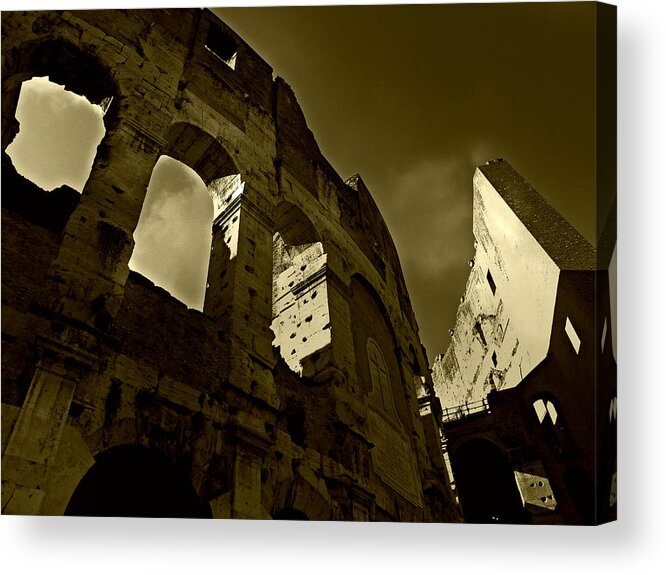 Rome Acrylic Print featuring the photograph Il Colosseo by Micki Findlay