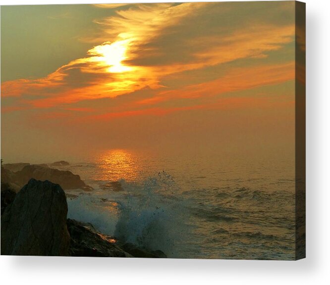 Sunrise Seascape! Acrylic Print featuring the photograph Sunrise Splash by Elaine Franklin