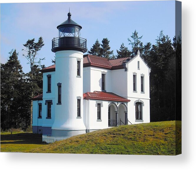 Washington Acrylic Print featuring the photograph Admiralty Head Lighthouse by Kelly Manning