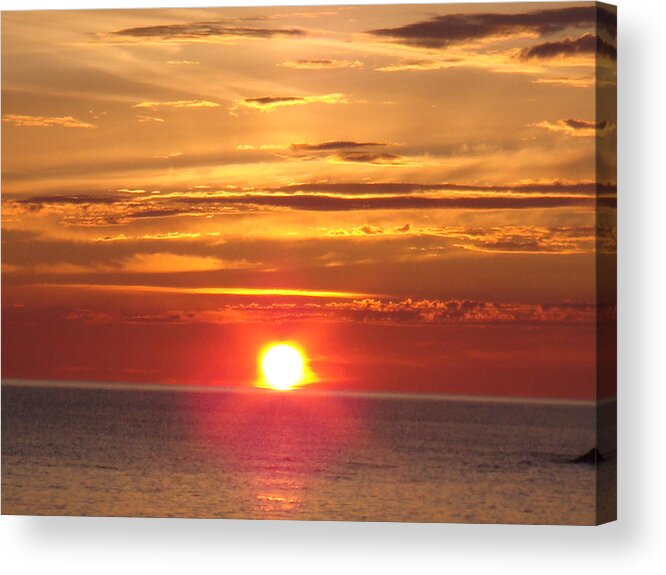 Sunset Acrylic Print featuring the photograph Superior Setting by Bonfire Photography