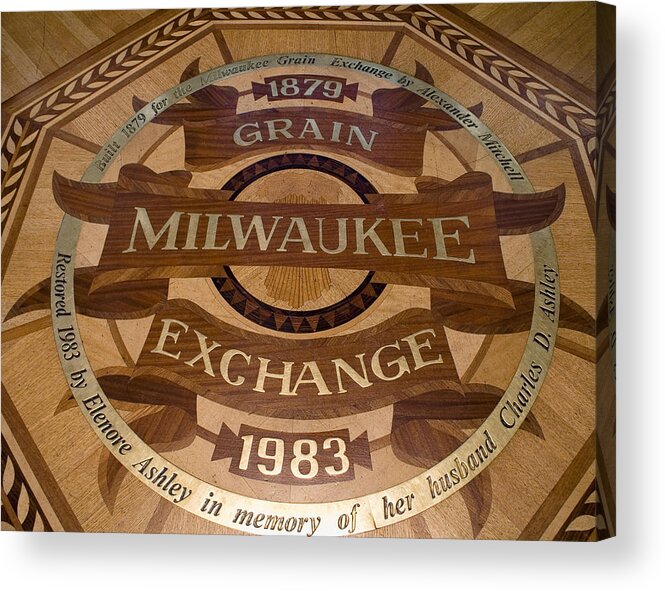 Downtown Milwaukee Acrylic Print featuring the photograph Milwaukee Grain Exchange by Peter Skiba
