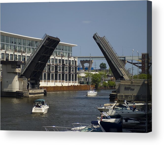 Downtown Milwaukee Acrylic Print featuring the photograph Right of Way by Peter Skiba