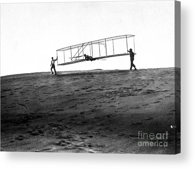 History Acrylic Print featuring the photograph Wright Brothers Glider, 1902 by Science Source