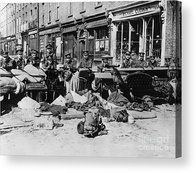 Rifle Acrylic Print featuring the photograph Easter Rebellion British Troops by Bettmann