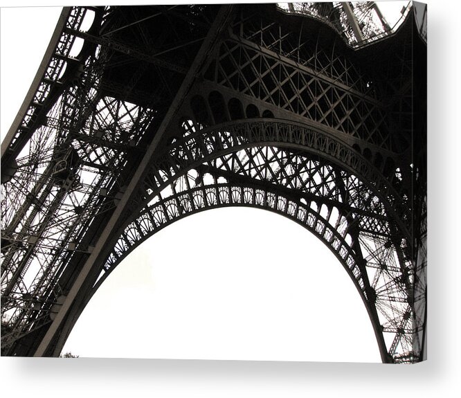 Eiffel Tower Acrylic Print featuring the photograph Eiffel Tower by Fion Ngan @ Fill In My Blanks