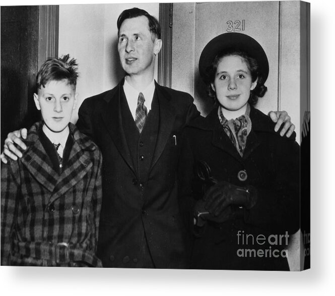 Child Acrylic Print featuring the photograph Jehovahs Witnesses Challenging Flag by Bettmann