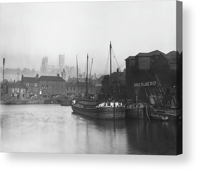 England Acrylic Print featuring the photograph Lincoln Docks by Hulton Archive