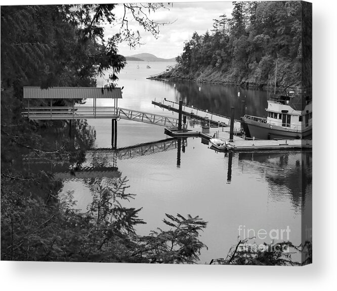 Victoria Acrylic Print featuring the photograph Butchart Bay in Black and white by Charles Robinson