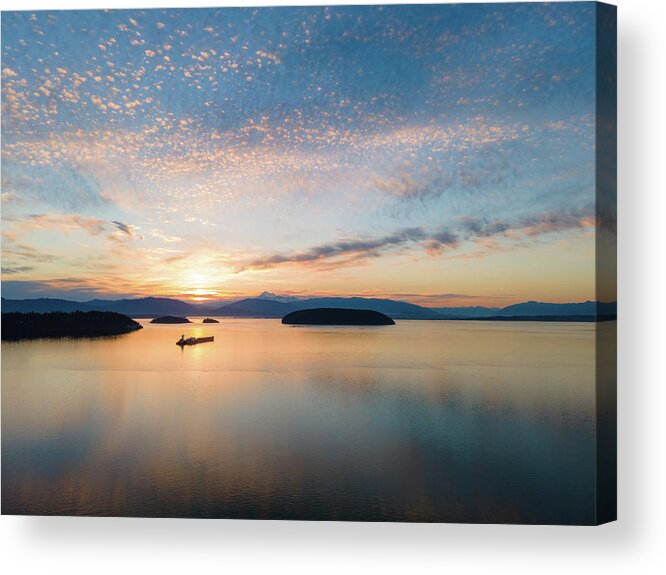 Mount Baker Acrylic Print featuring the photograph Early Sunrise by Michael Rauwolf
