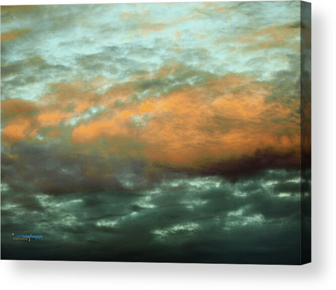 Winter Acrylic Print featuring the photograph Ominous Cumulus by Richard Thomas