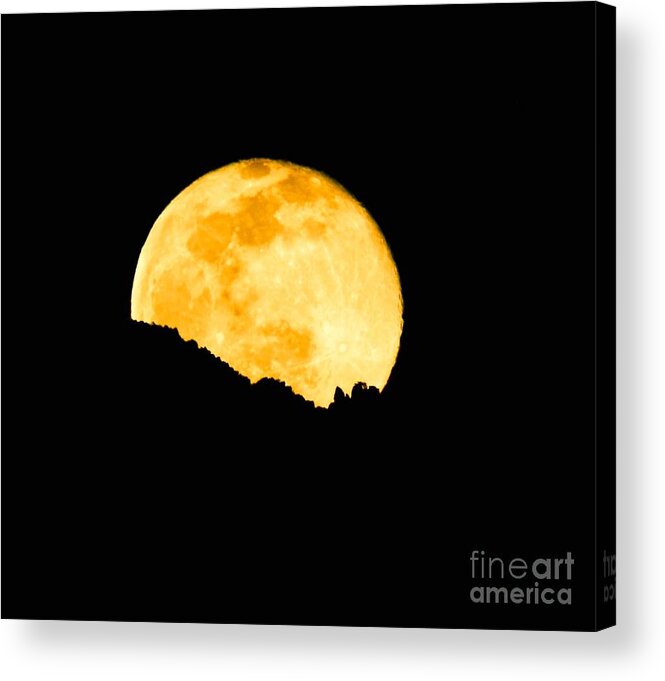 Moon Rising Over The Superstition Mountains Acrylic Print featuring the digital art Moon 01/18/2022 #3 by Tammy Keyes