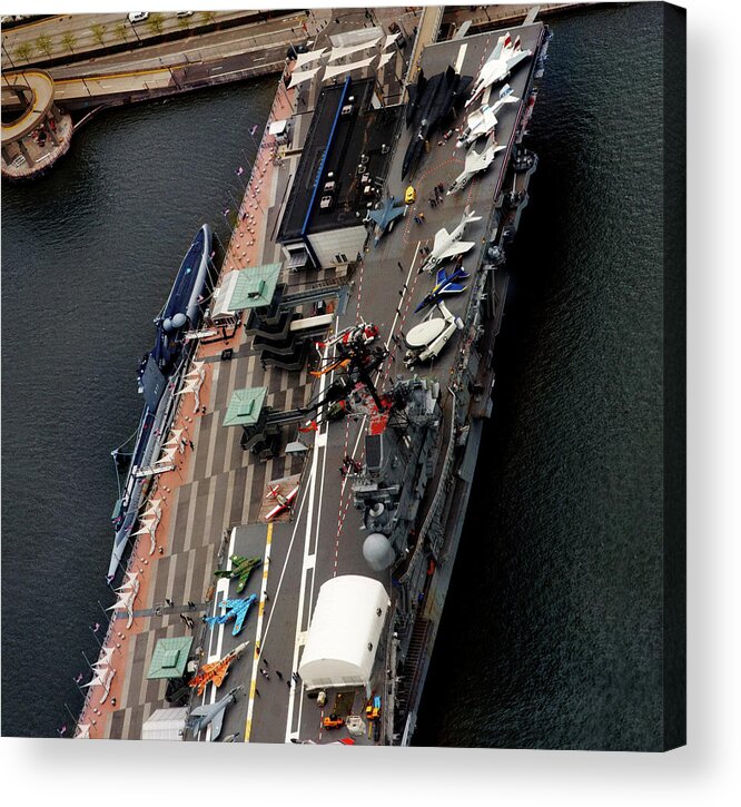 Viewpoint Acrylic Print featuring the photograph Aerial View Of New York Aircraft by Yuri
