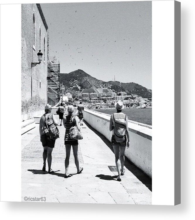 Wearejuxt Acrylic Print featuring the photograph Tourists by Ric Spencer
