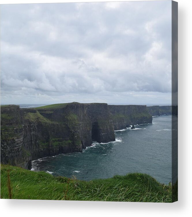 Ireland Acrylic Print featuring the photograph Cliffs of Moher #1 by Curtis Krusie