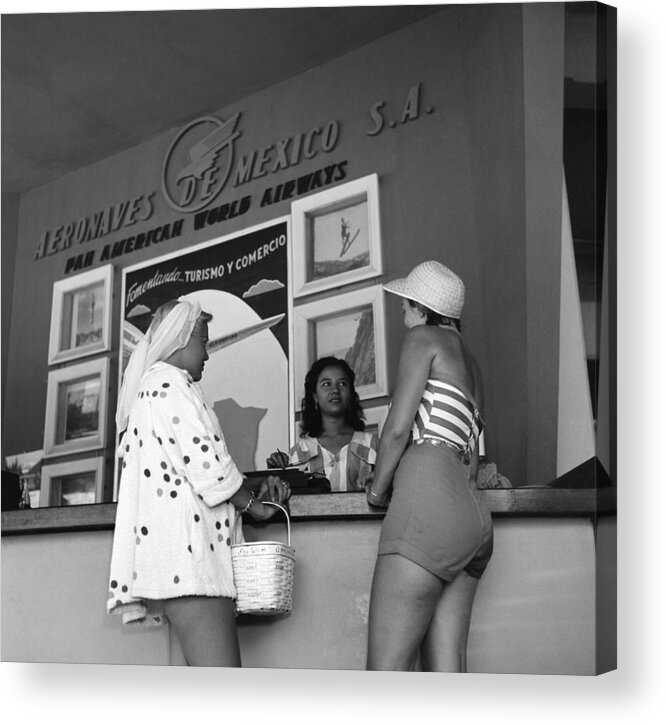 1950-1959 Acrylic Print featuring the photograph Acapulco, Mexico #17 by Michael Ochs Archives