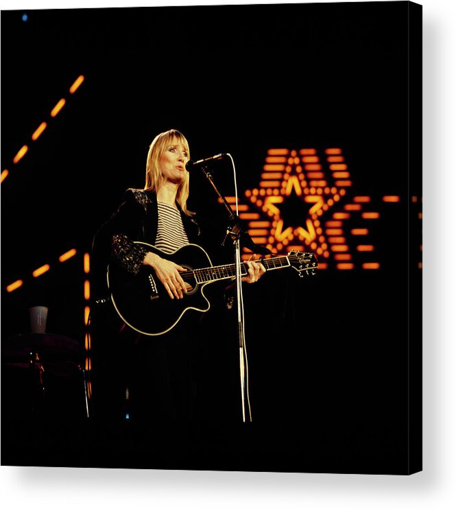 Singer Acrylic Print featuring the photograph Gail Davies Performs On Stage by David Redfern