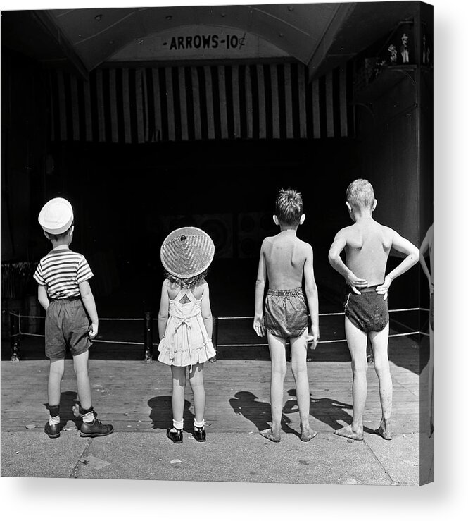 People Acrylic Print featuring the photograph Kids Playing At Coney Island by Rae Russel