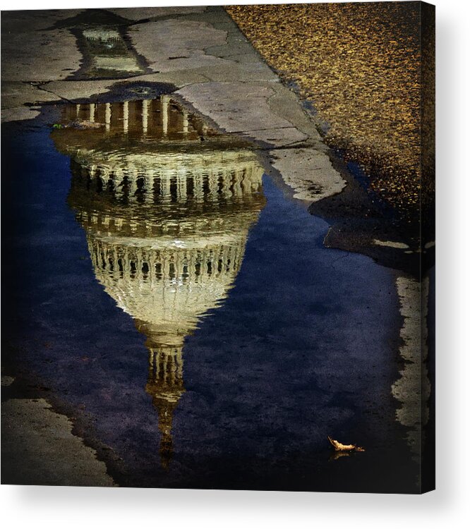 Us Capitol Acrylic Print featuring the photograph Reflection Of The US Capitol Dome by Elvira Peretsman