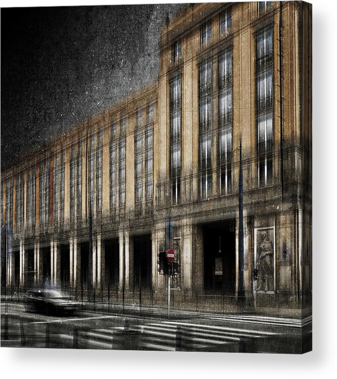 Street Lamp Acrylic Print featuring the photograph Warsaw n.2 by Raffaele Corte