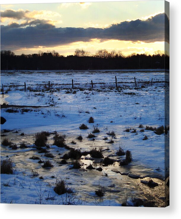 Fence Acrylic Print featuring the photograph Frosty Morn at Story by Zackary Jones