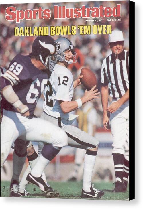 Sports Illustrated Canvas Print featuring the photograph Oakland Raiders Qb Ken Stabler, Super Bowl Xi Sports Illustrated Cover by Sports Illustrated