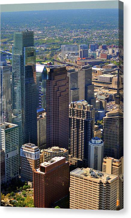 Comcast Center Canvas Print featuring the photograph 1717 Arch Street Philadelphia PA 19103 by Duncan Pearson