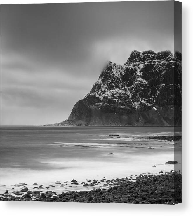 Arctic Canvas Print featuring the photograph Utakleiv by Andy Bitterer