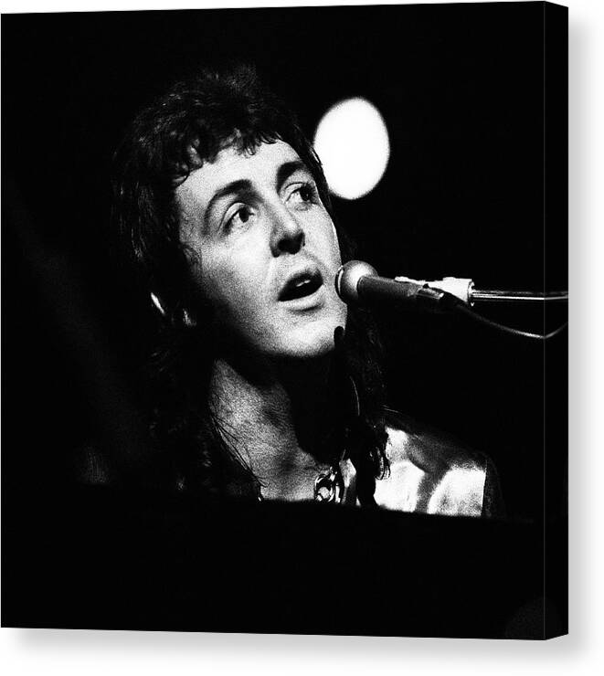 Paul Mccartney Canvas Print featuring the photograph Paul McCartney 1973 Square by Chris Walter