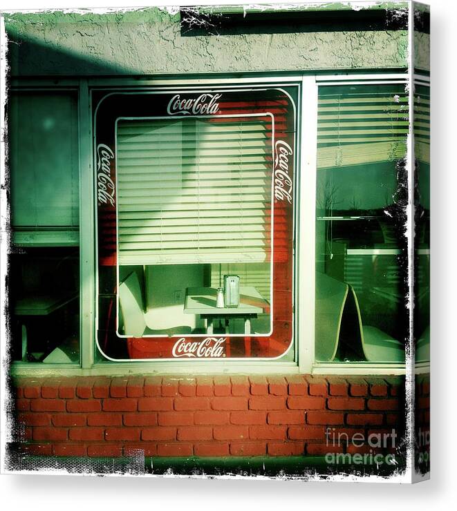 Dunnigan Canvas Print featuring the photograph Dunnigan Cafe by Suzanne Lorenz