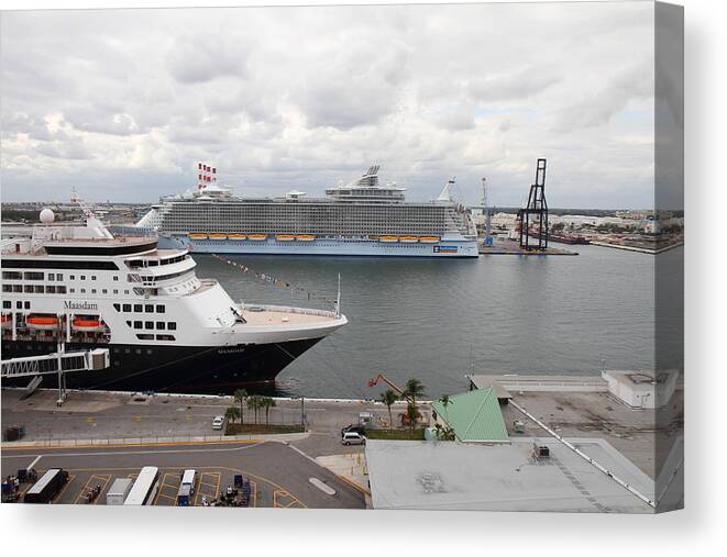 Cruise Canvas Print featuring the photograph Caribbean Cruise - On Board Ship - 121221 #1 by DC Photographer