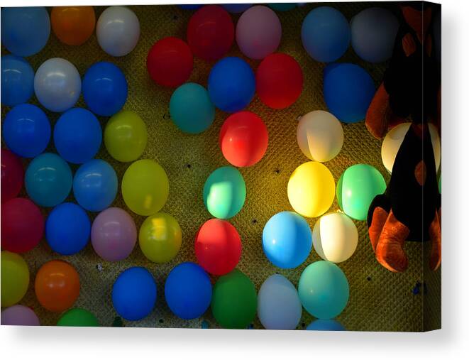 Carnival Balloons Canvas Print featuring the photograph Carnival balloons #1 by David Lee Thompson