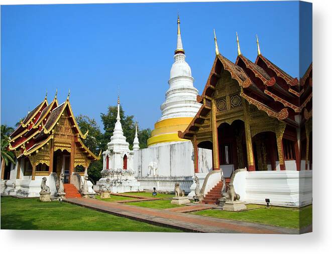 Wat Canvas Print featuring the photograph Chiang Mai Temples #1 by Artur Bogacki