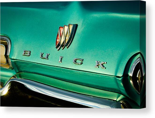 1967 Buick Lesabre Grille Emblem Canvas Print featuring the photograph 1967 Buick LeSabre Grille Emblem by Jill Reger