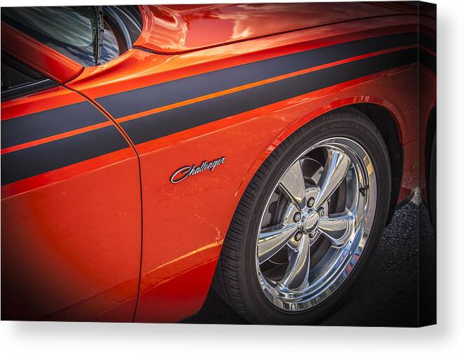 Dodge Canvas Print featuring the photograph 2010 Dodge Challenger RT Hemi by Rich Franco